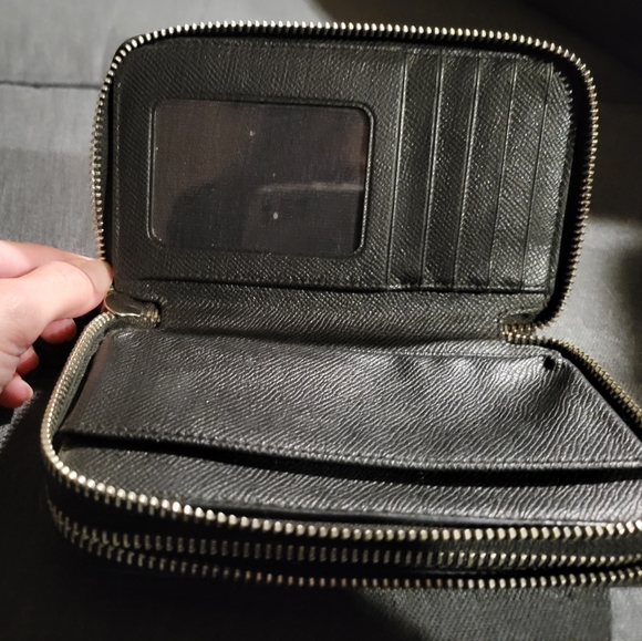 Pebbled leather coach wallet - Picture 2 of 3